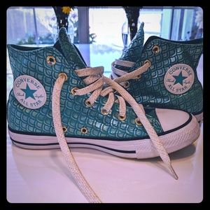 Limited edition size 8 womens high top Converse